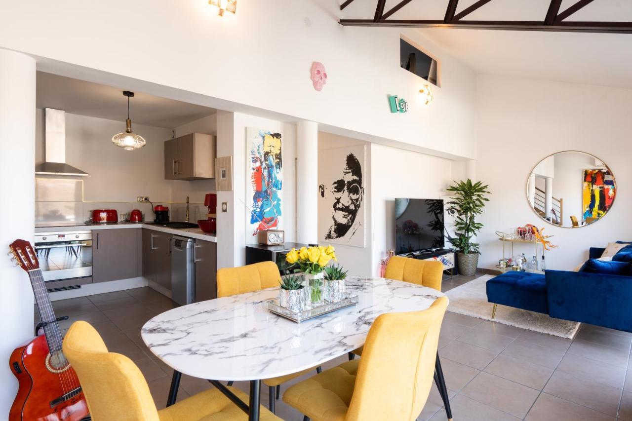 L'Avant Scene Meuble 5 Etoiles Parking Gratuit Jacuzzi Avignon Extérieur photo